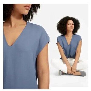 Everlane Blouse Womens Size 16 Boxy Cap Sleeve Japanese GoWeave V Neck